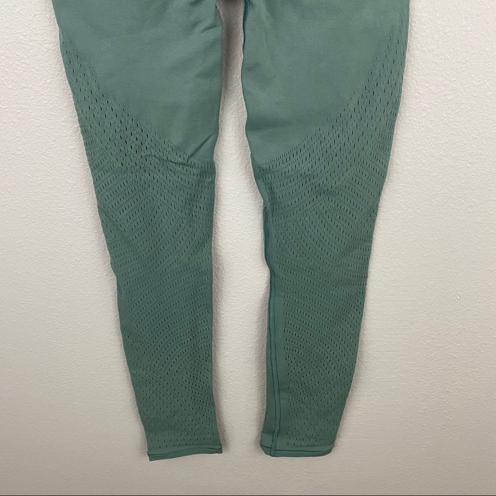 Lululemon • NWOT Green Reveal 25” - Picture 6 of 7